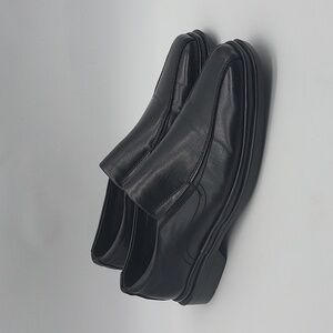 112- robert david Men's Shoes Size 8.5 M